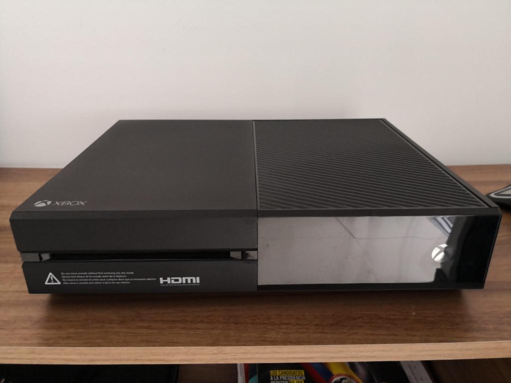 Xbox One negro de 500 GB Original 2 controles originales