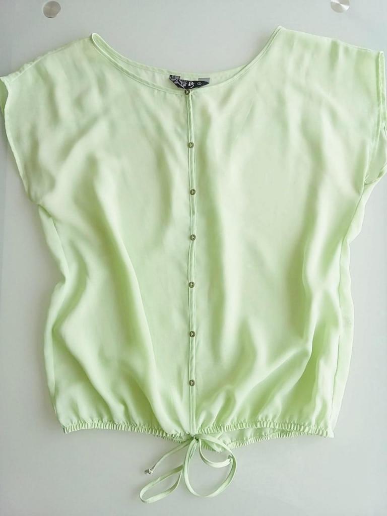 Blusa talla L verde manzana