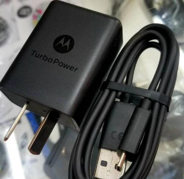 Cargador Motorola Turbo Power