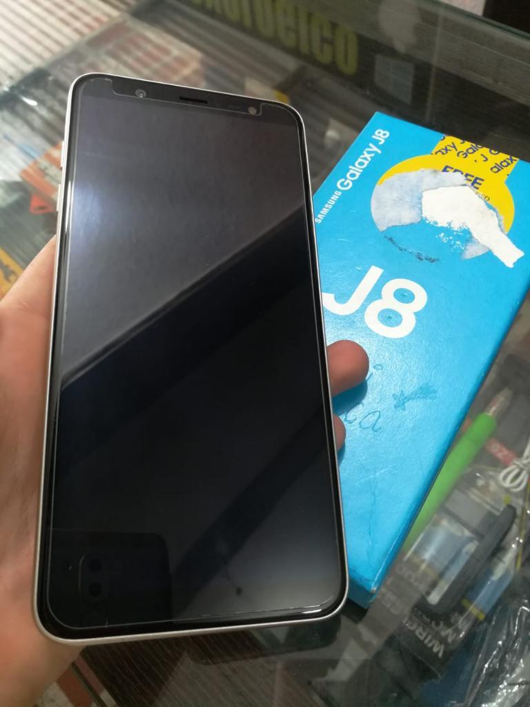 Samsung Galaxy J8 Gold 32gb