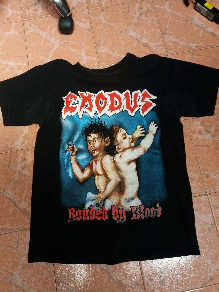 Camiseta Exodus Bonded By Blood