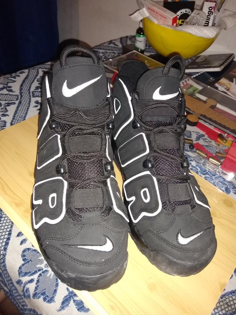 Nike Uptempo