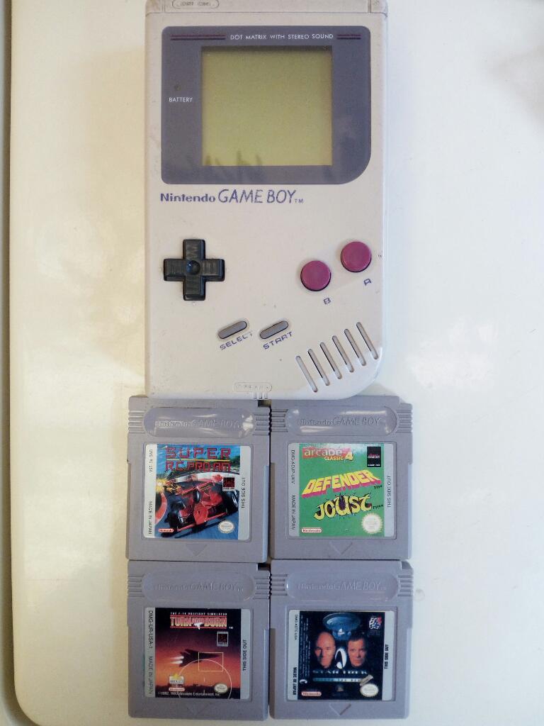 Game Boy Clasico con 4 Juegos Includos