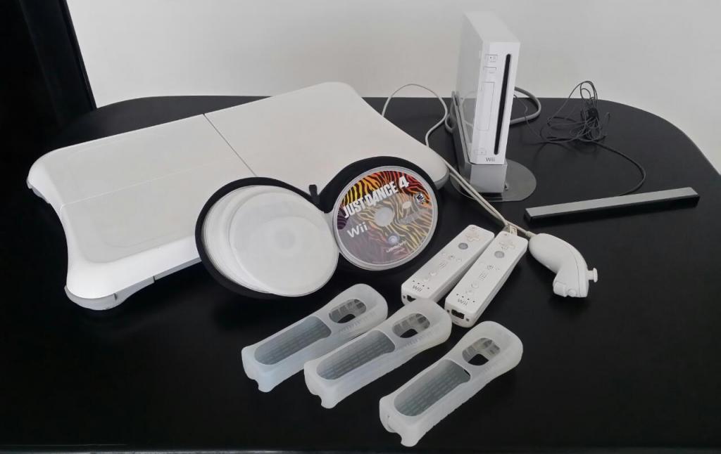 Vendo Consola Wii y Tabla Wii Fit con juegos originales