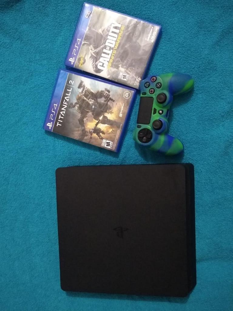 ¡ Vendo Play 4 !