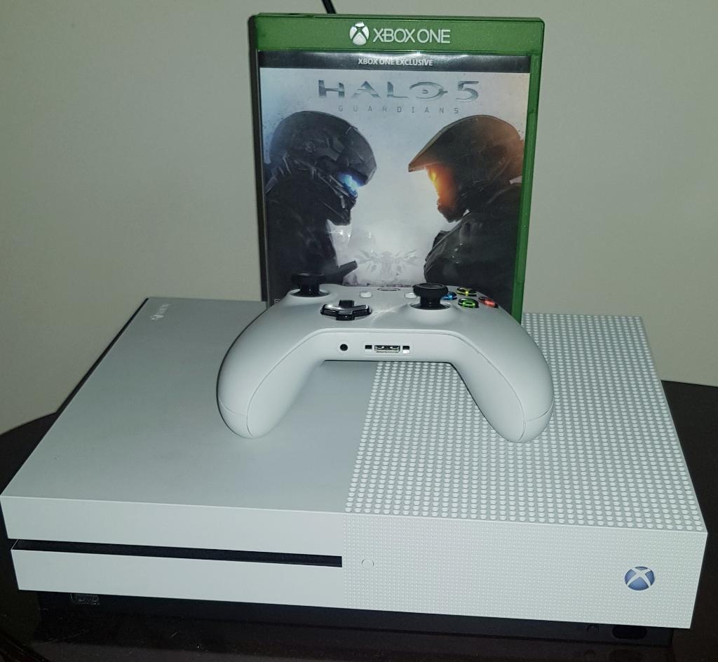 Xbox One S 500gb con Halo 5