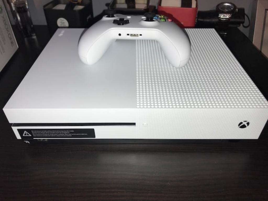 Xbox Ones Usada en Caja