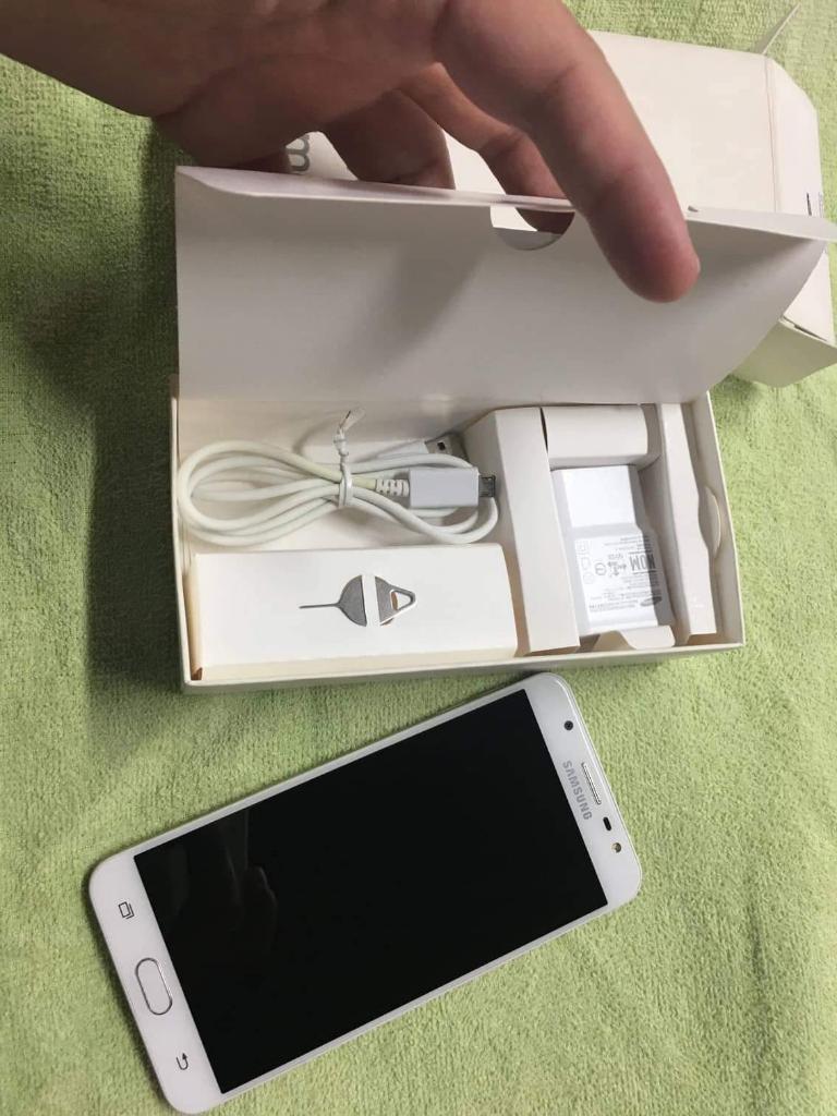 Vendo J7