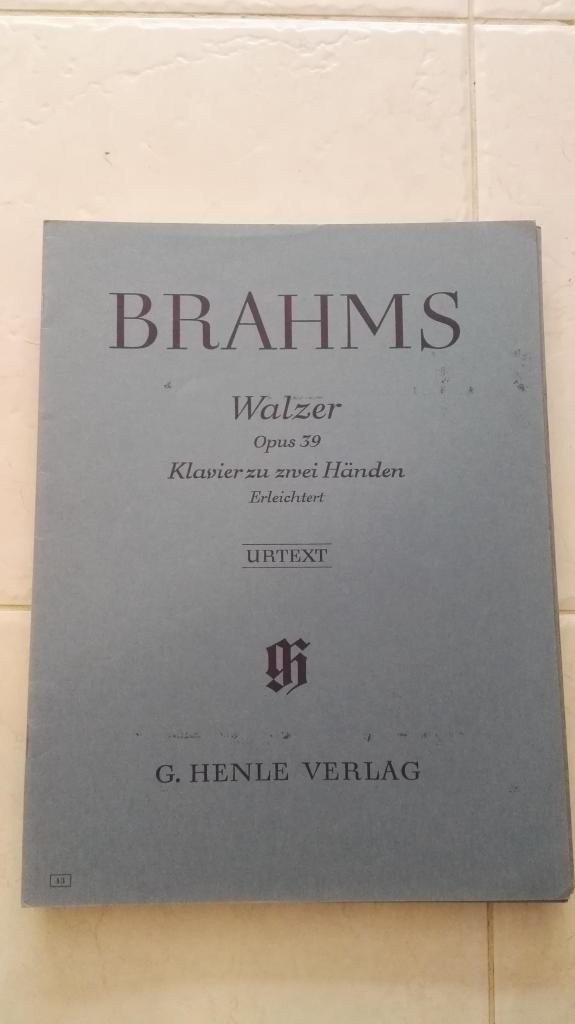 Partitura de Walser op 39 de Brahms