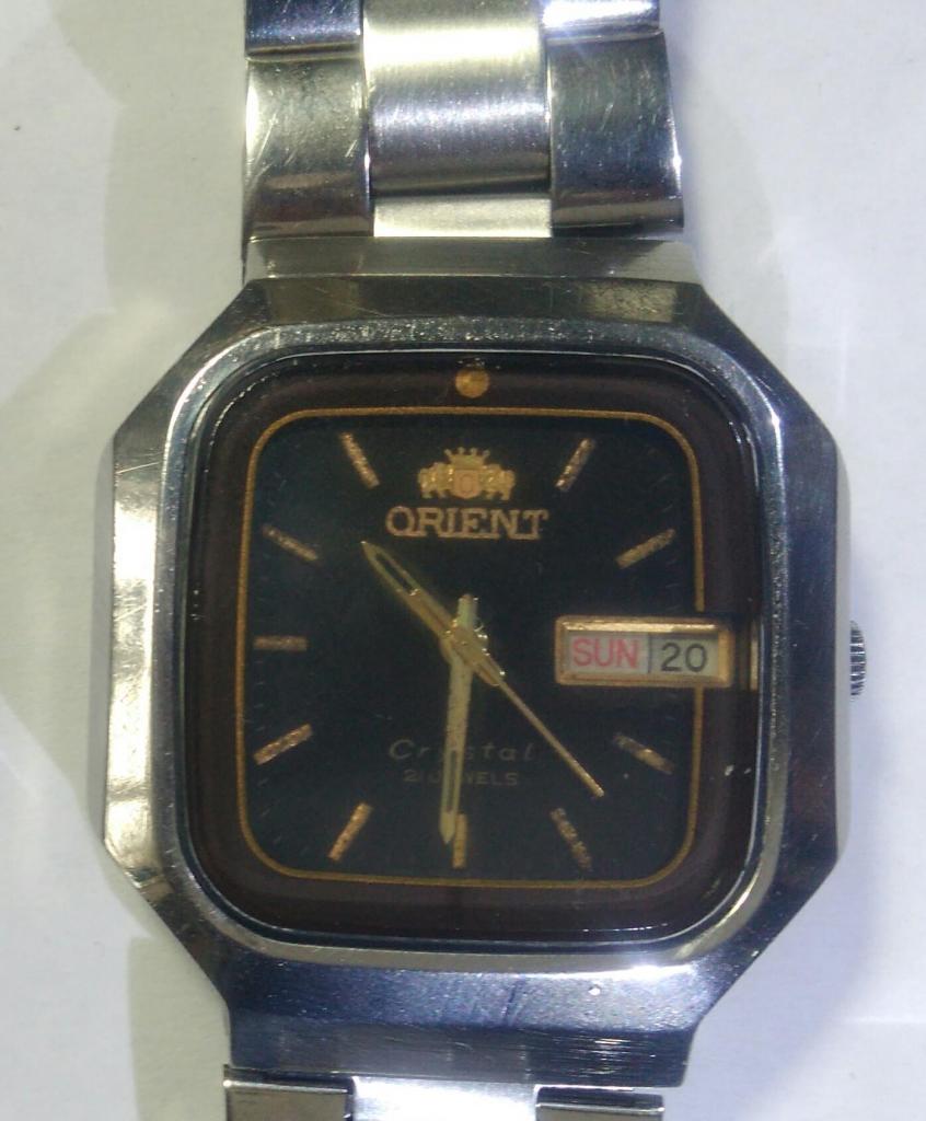 Reloj automático cuadrado Orient