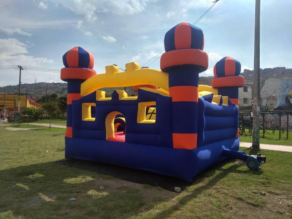 Vendo Inflable Tipo Castillo Aladin