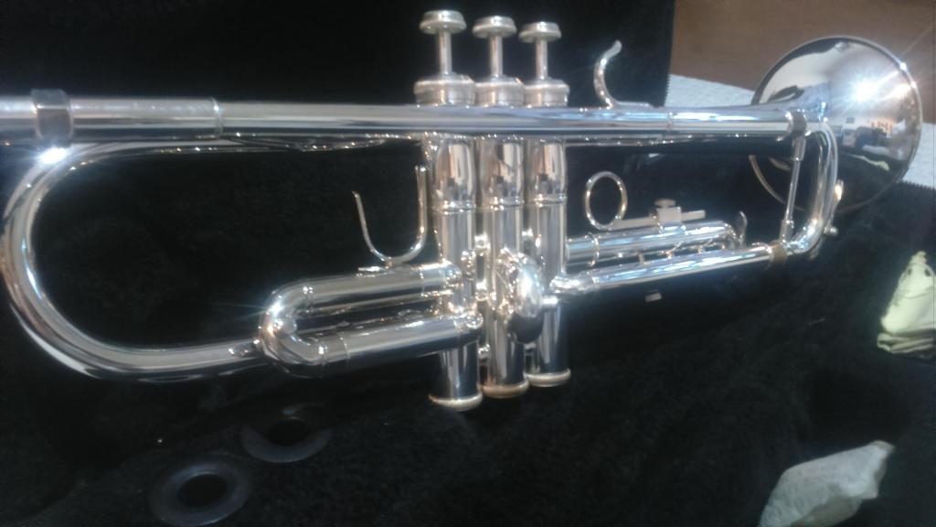 trompeta prelude by bach tr 700s