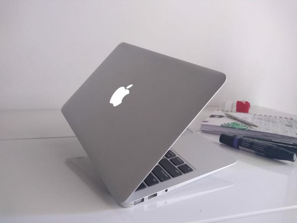 Macbook Air