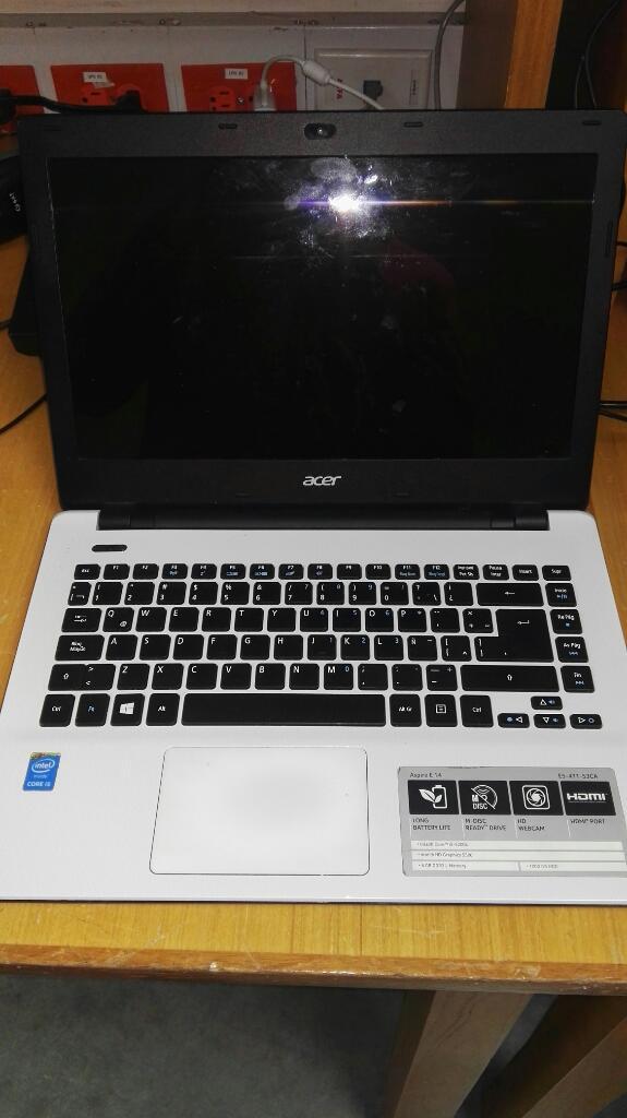 Portatil Acer E14