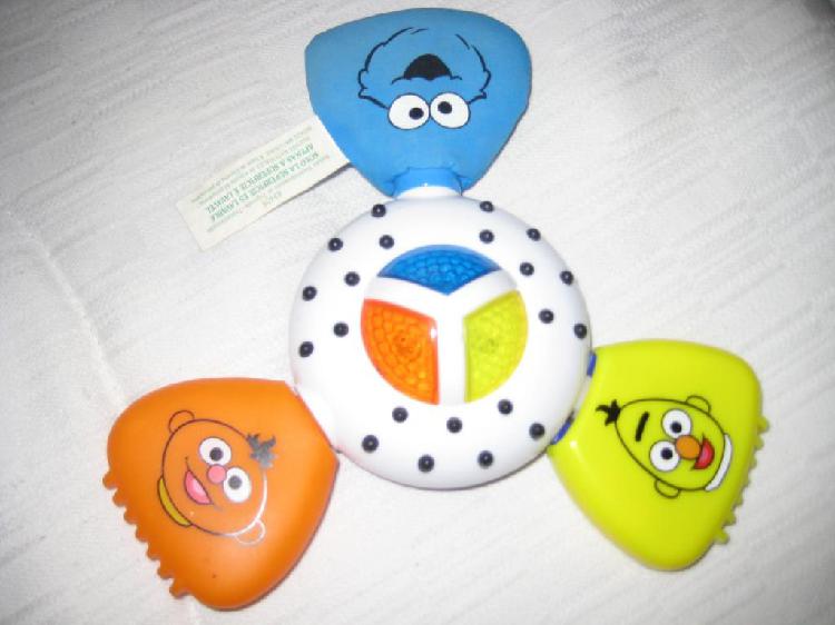 SONAJERO MUSICAL Y LUCES FISHER PRICE