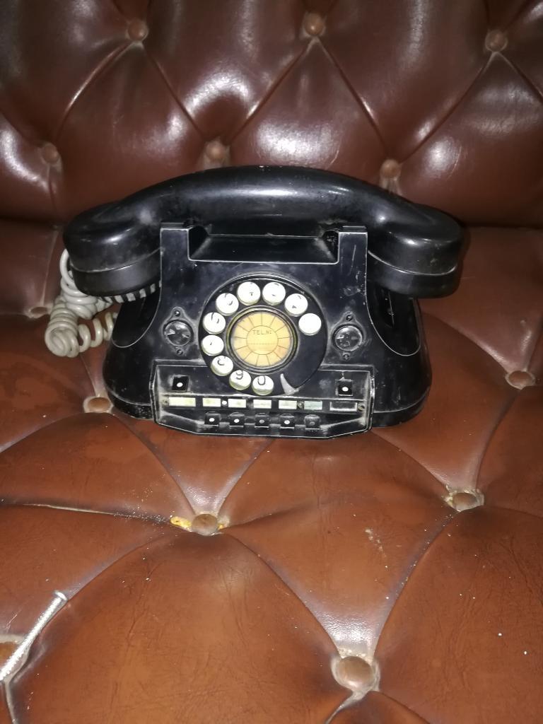 Teléfono de Disco Antiguo