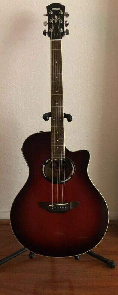 guitarra requinto yamaha