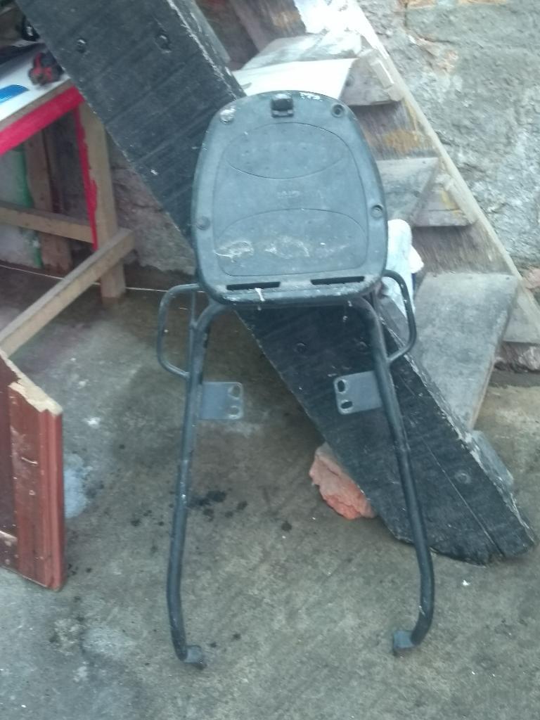 Vendo Parrilla para Moto Xcd