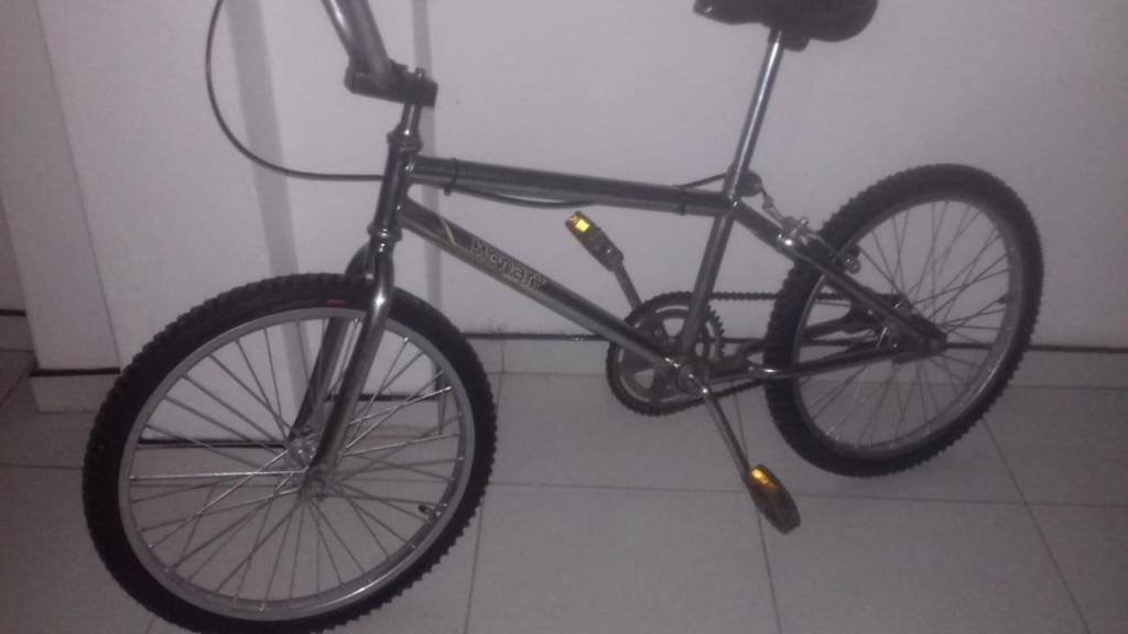 bicicleta monark bmx