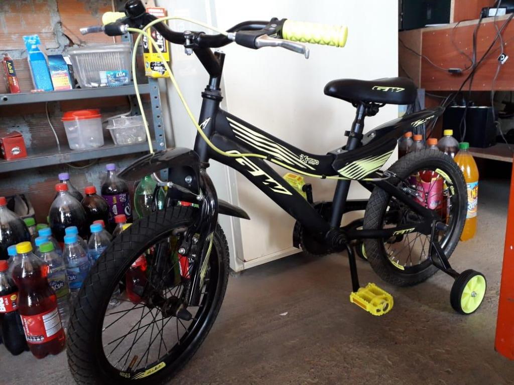 bicicleta para niño nueva para extrenar marca gw tipo moto