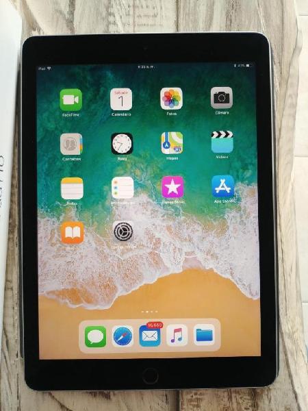 iPad Pro 9.7 32gb Como Nuevo 10/10 Caja Y Accesorios