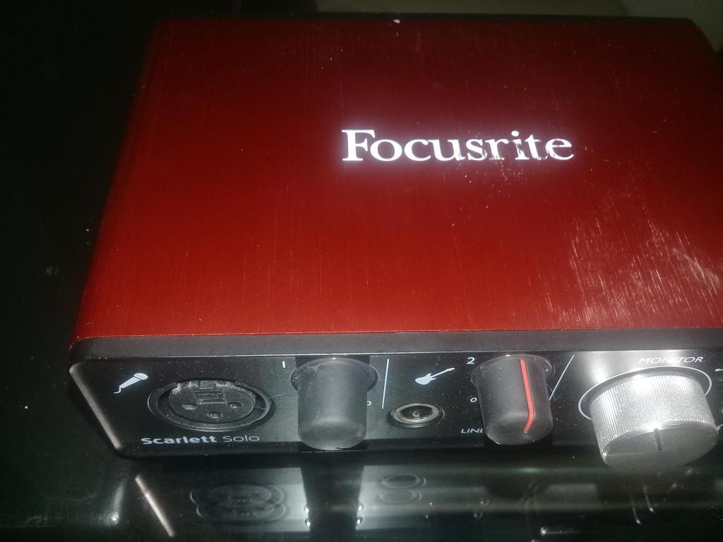 Tarjeta sonido Focusrite