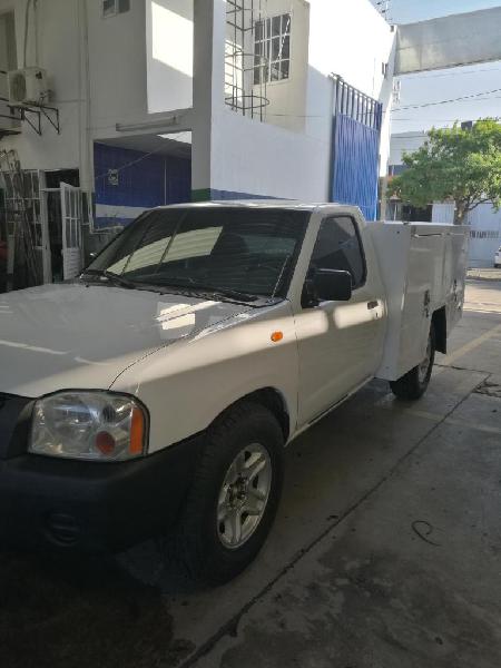 camioneta 4x2 modificada para carro taller excelente