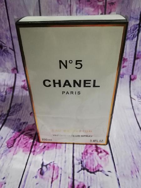 Perfume Panameño N5 Chanel Paris. para D