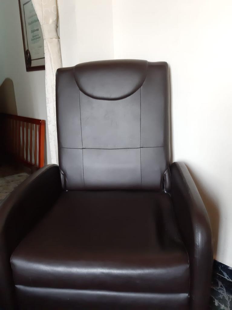 Se Vende Silla Reclinable en Buen Estado