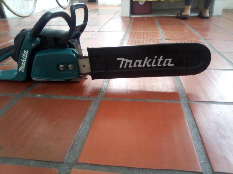 Se vende motosierra Makita 3183807212