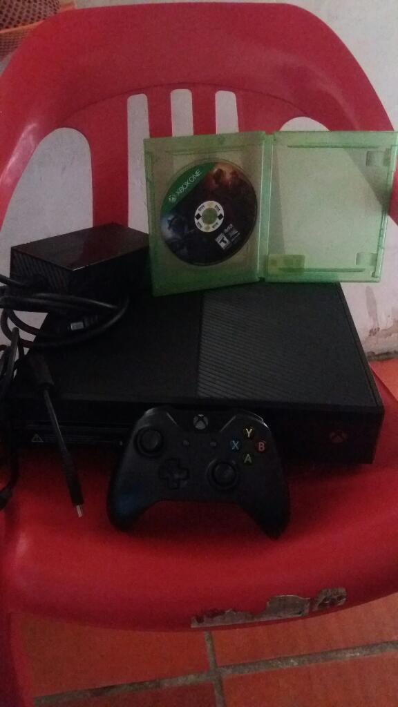 Xbox One con Un Control Y Halo mil