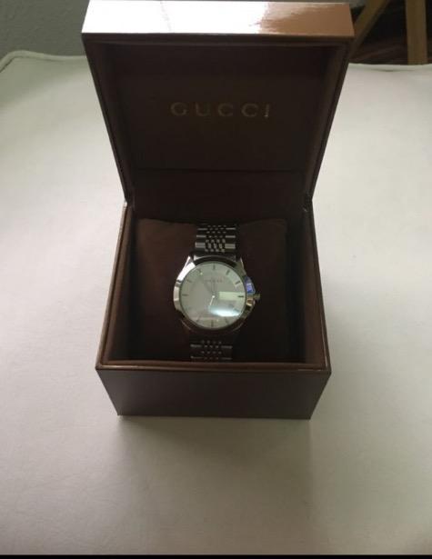Reloj Gucci Nuevo