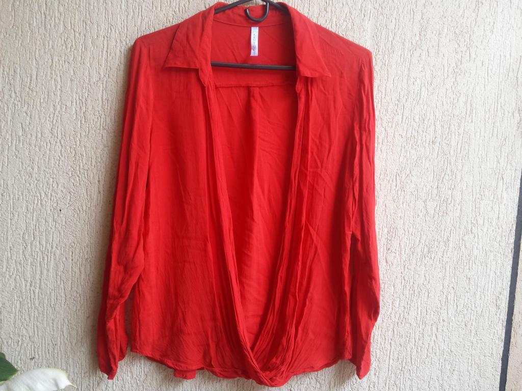 Blusa roja talla L