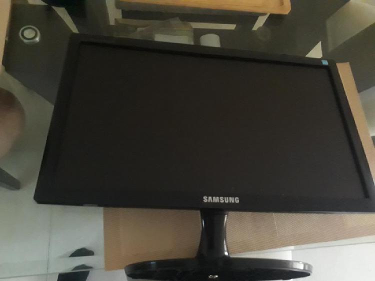 Dos Monitores Samsung Led para Repuestos