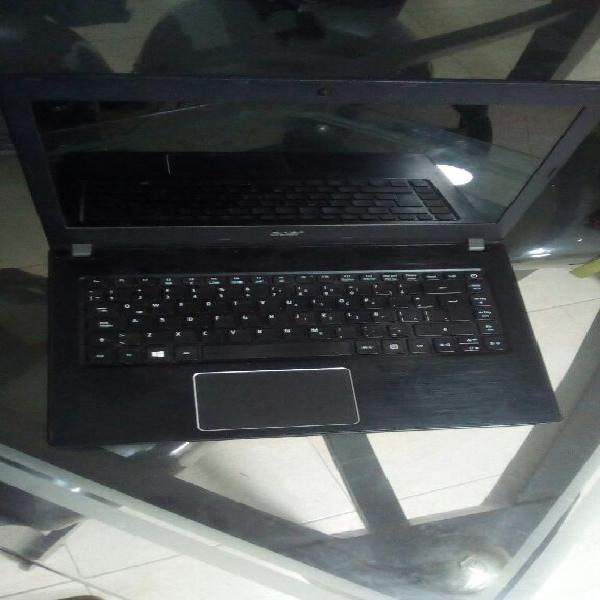 Acer Aspire E5475 Core I3