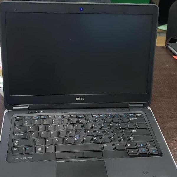 Dell E7440