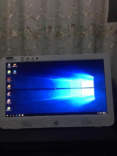 Pc Todo en Uno Hp como nuevo vivo encali