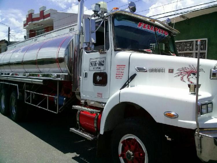 Carrotanque, Transporte de Agua Potable