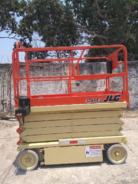 PLATAFORMA ELECTRICA PARA TRABAJO EN ALTURAS MARCA JLG