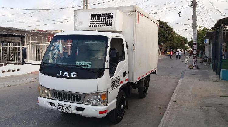 Camion furgon refrigerado JAC 1035