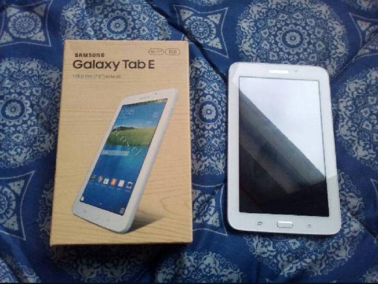Tablet Samsung Galaxy E 7