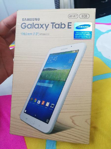 Vendo Tablet Galaxy Tab E