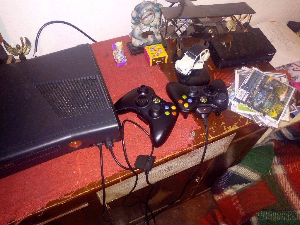 Vendo Xbox  con Disco Duro 320gb