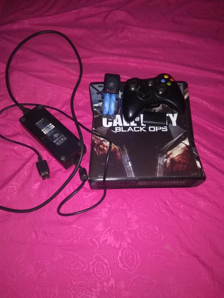 Xbox 360 Slim Casi Nuevo Poco Uso