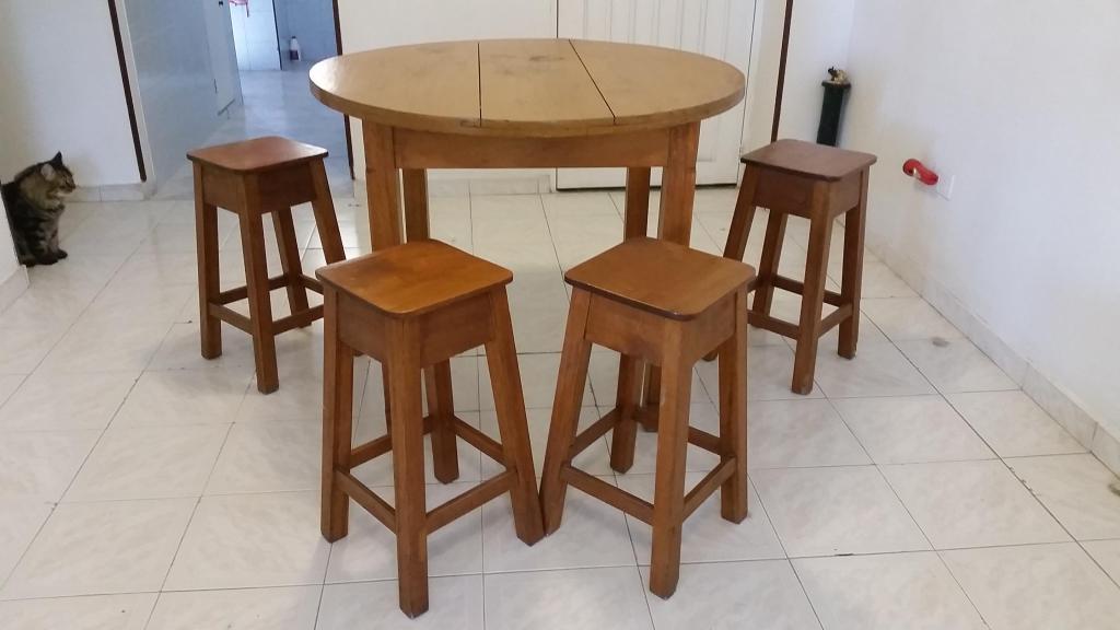Mesa madera 4 puestos butacos sillas cafeteria resaturante