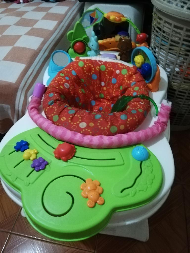 Centro de Entretenimiento Fisher Price