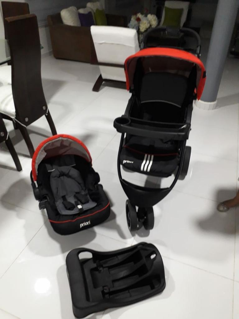 Se Vende Coche Y Silla para Bebe