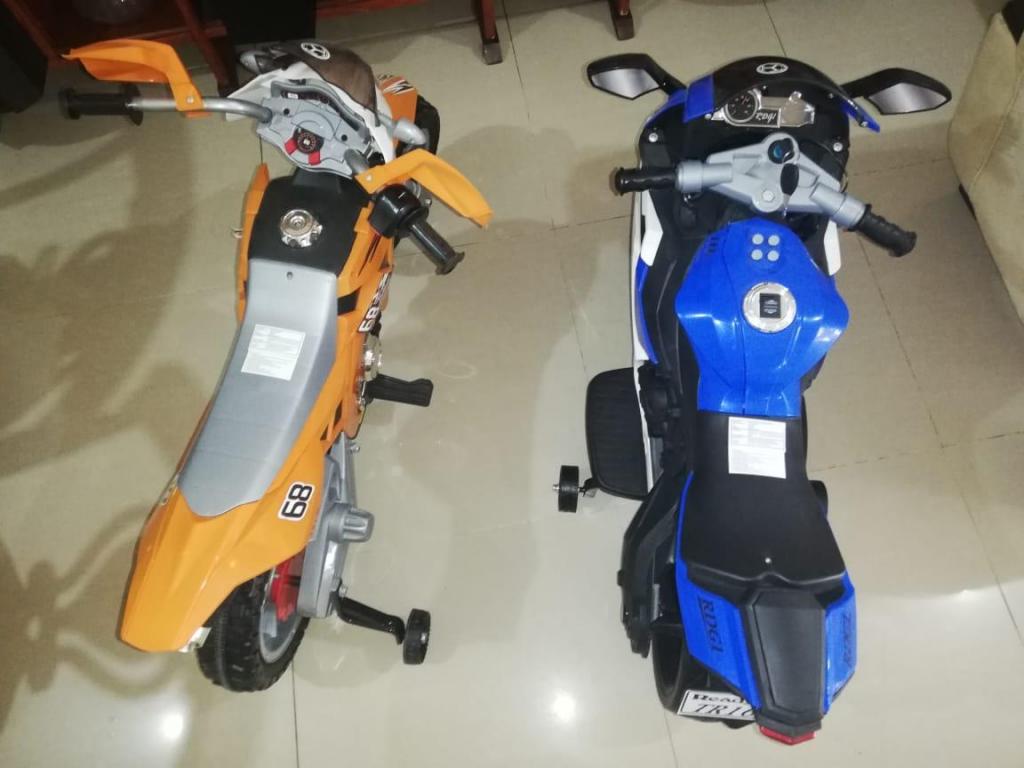 Vendo dos motos electrica para niños