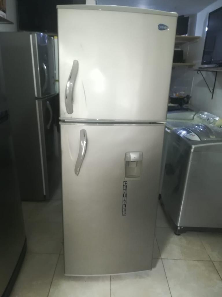 Nevera de 370. Litros, Centrales,