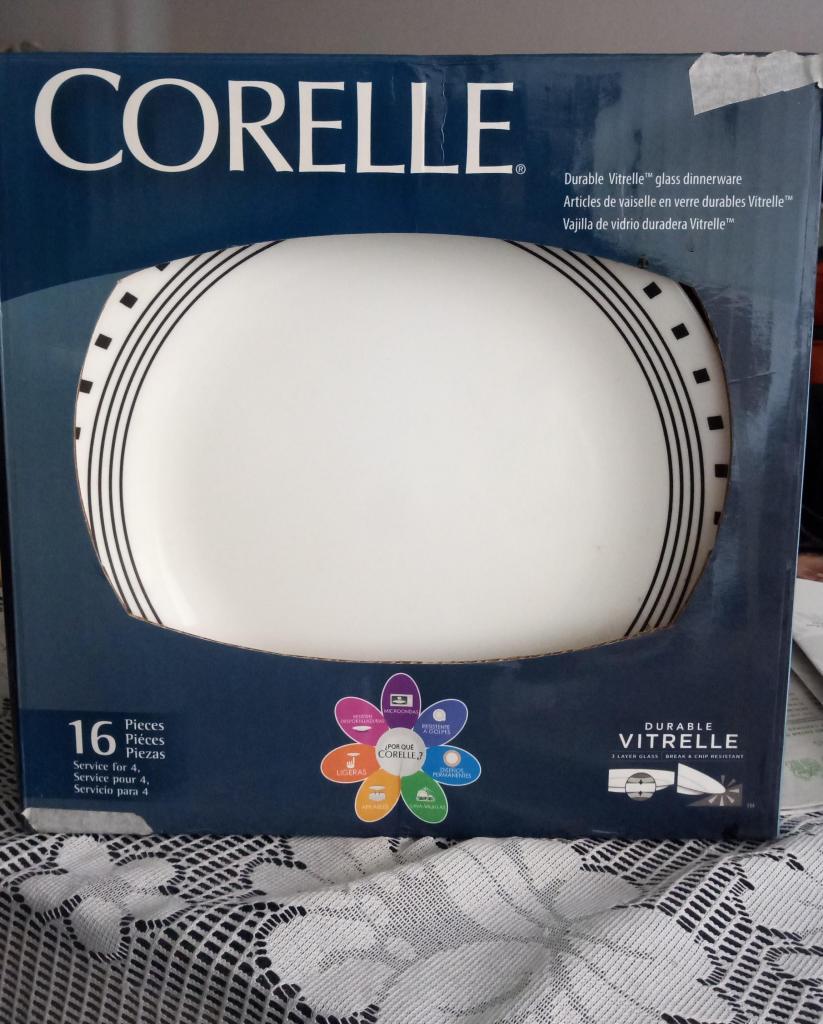 Vajilla Corelle de 16 piezas nueva